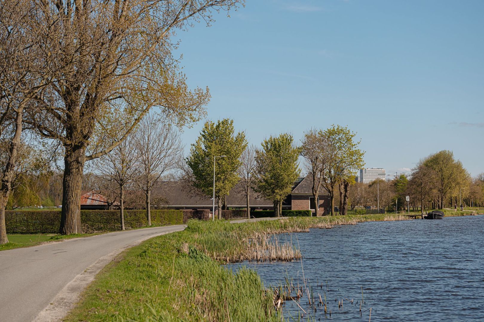 Ouderkerkerdijk aan de Amstel image 1