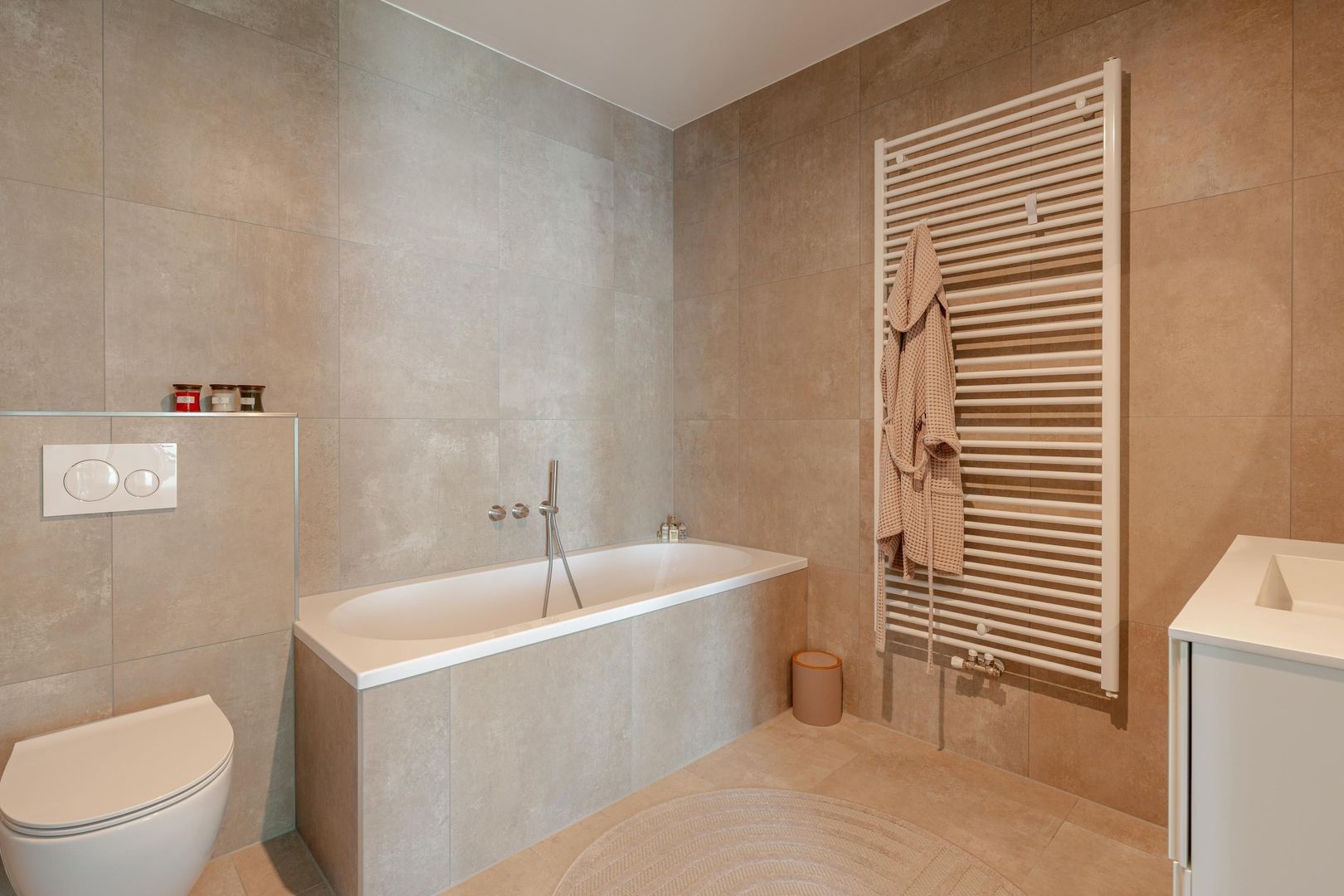 Ton de Leeuwstraat 46 image 1