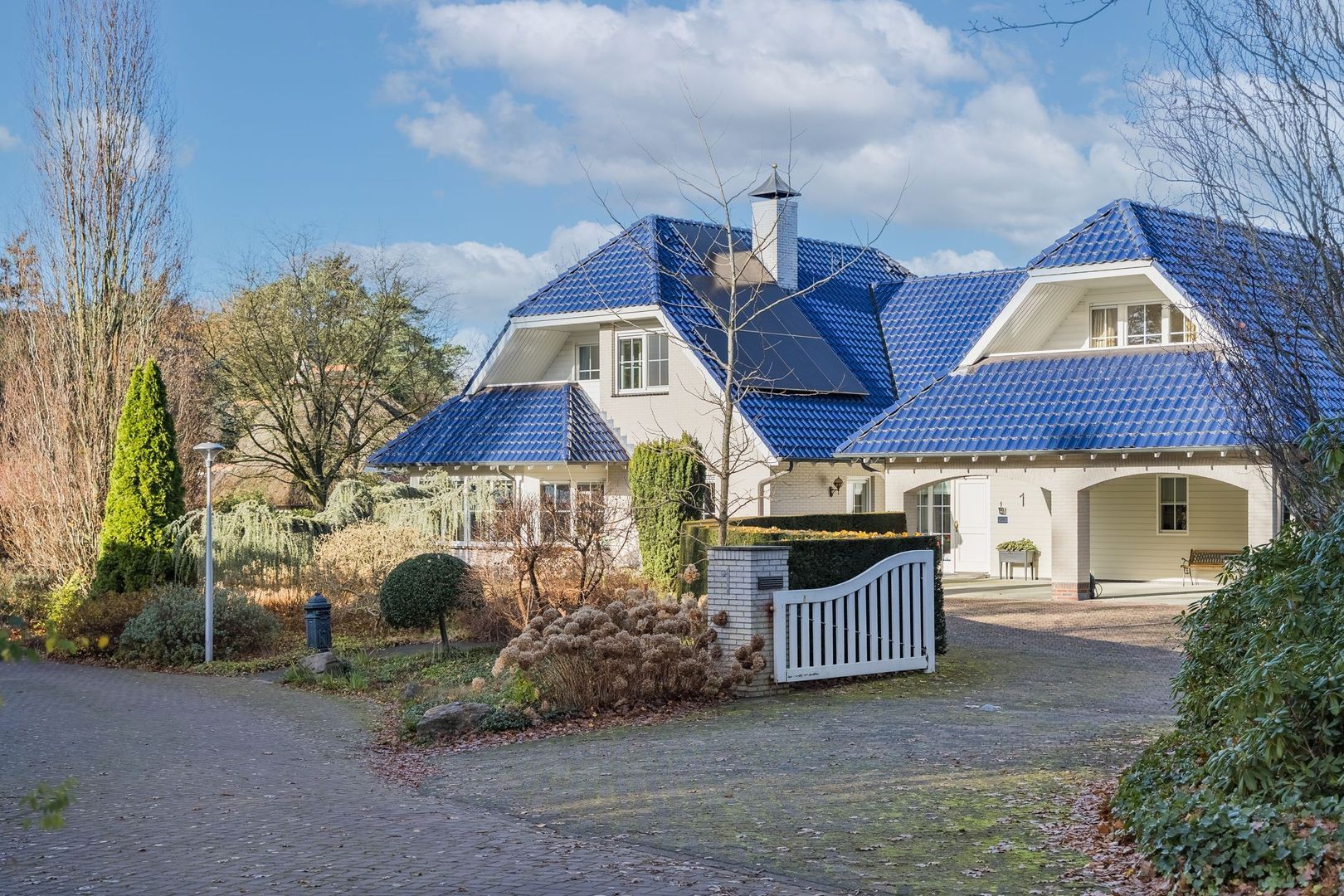 Falkenburgerf 1 image 1