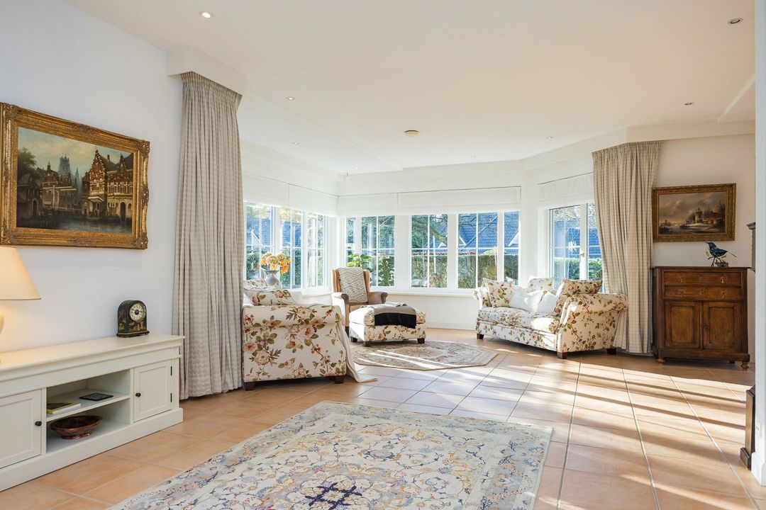 Falkenburgerf 1 image thumbs 1