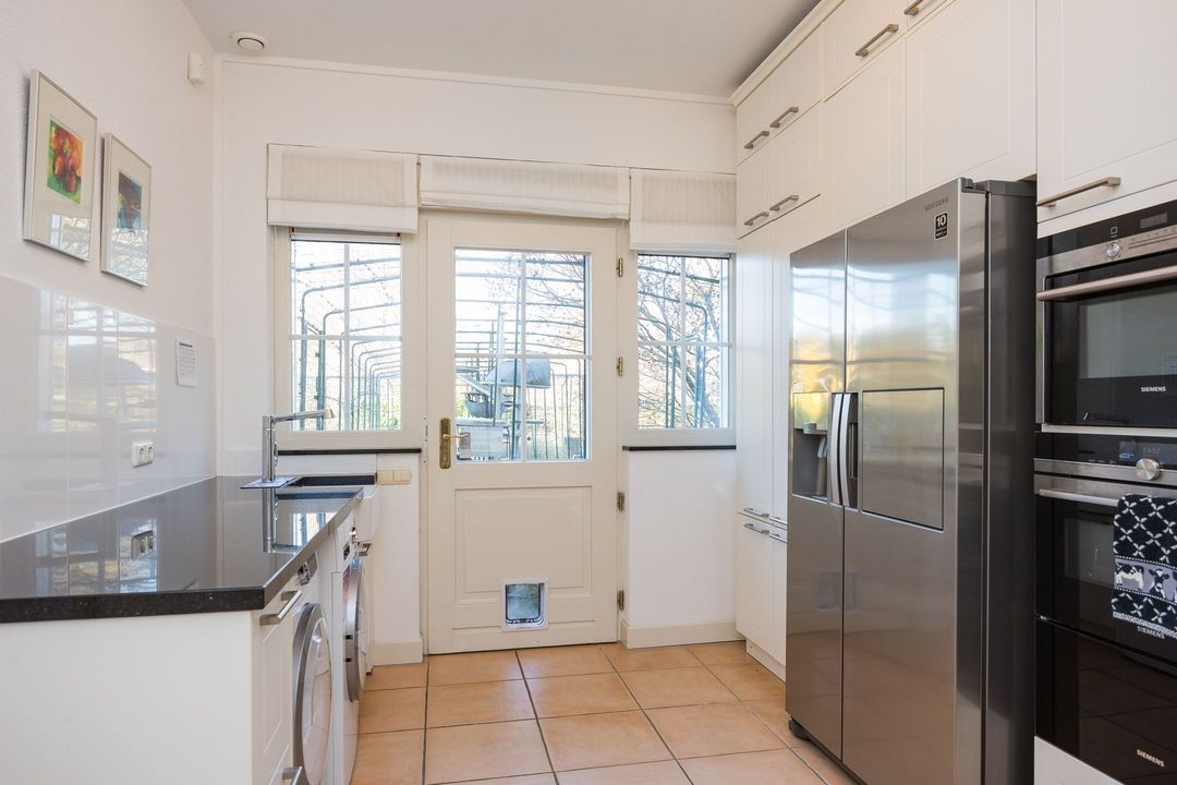 Falkenburgerf 1 image thumbs 1