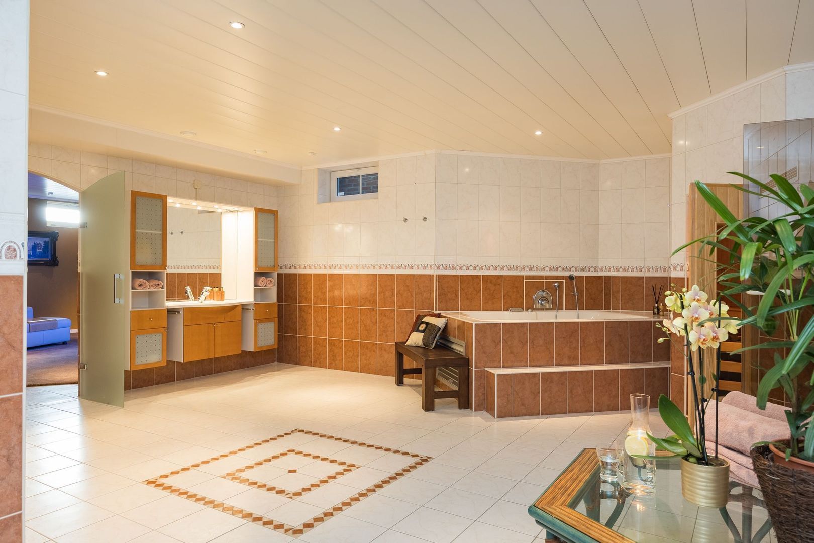 Falkenburgerf 1 image 1