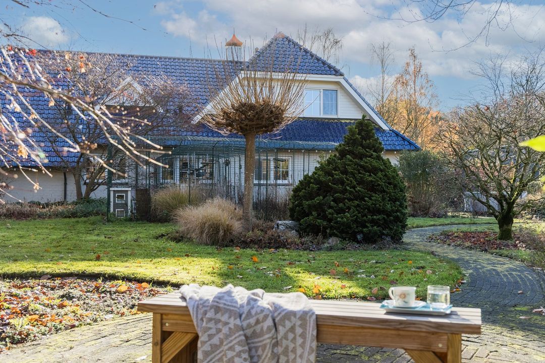 Falkenburgerf 1 image thumbs 1