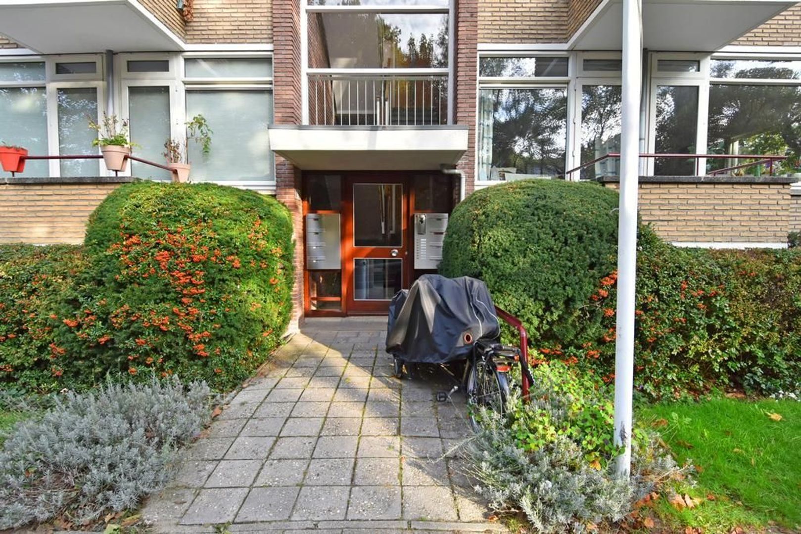 Laboucherelaan 6, Rijswijk foto-1