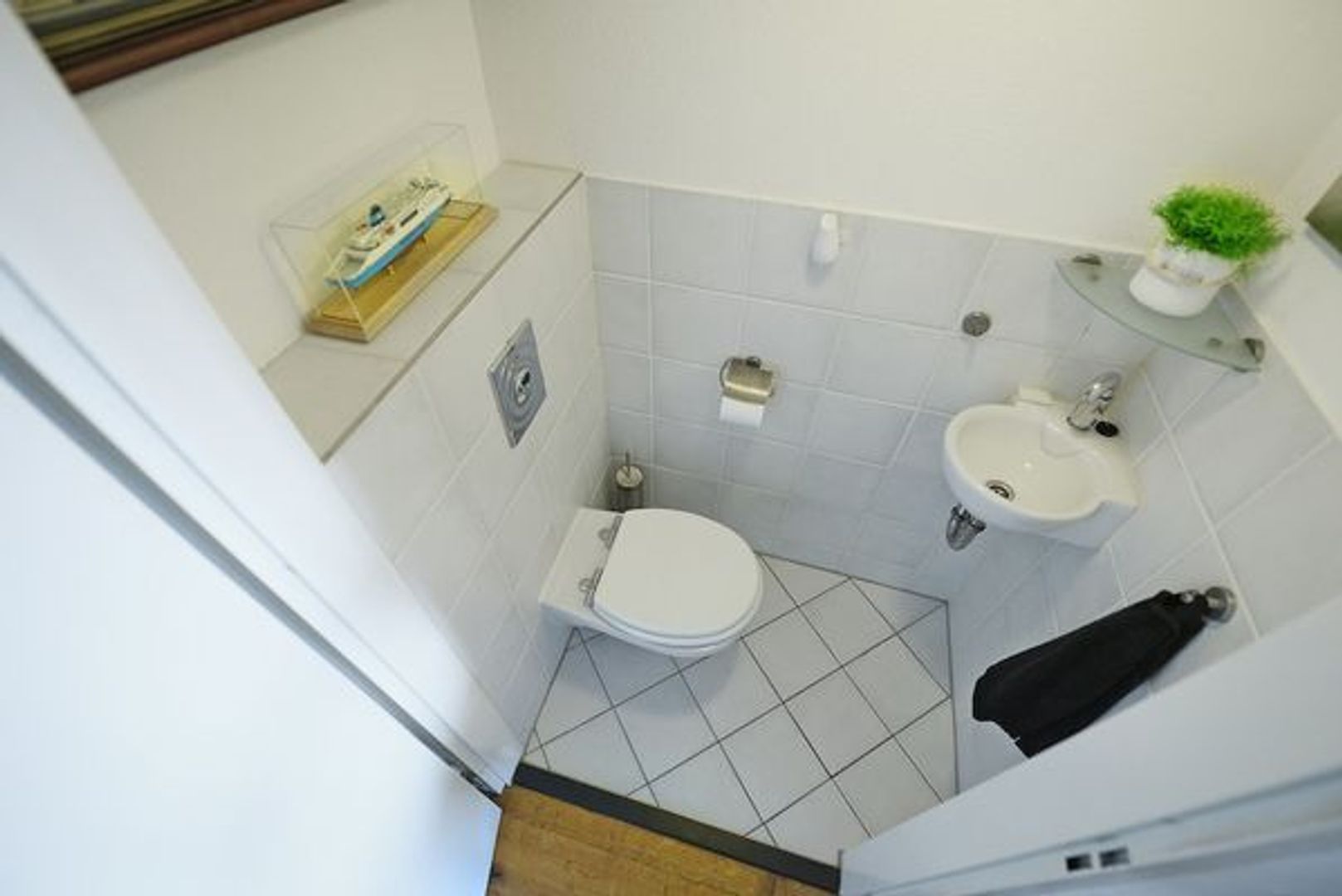 Raam 140, Delft foto-16