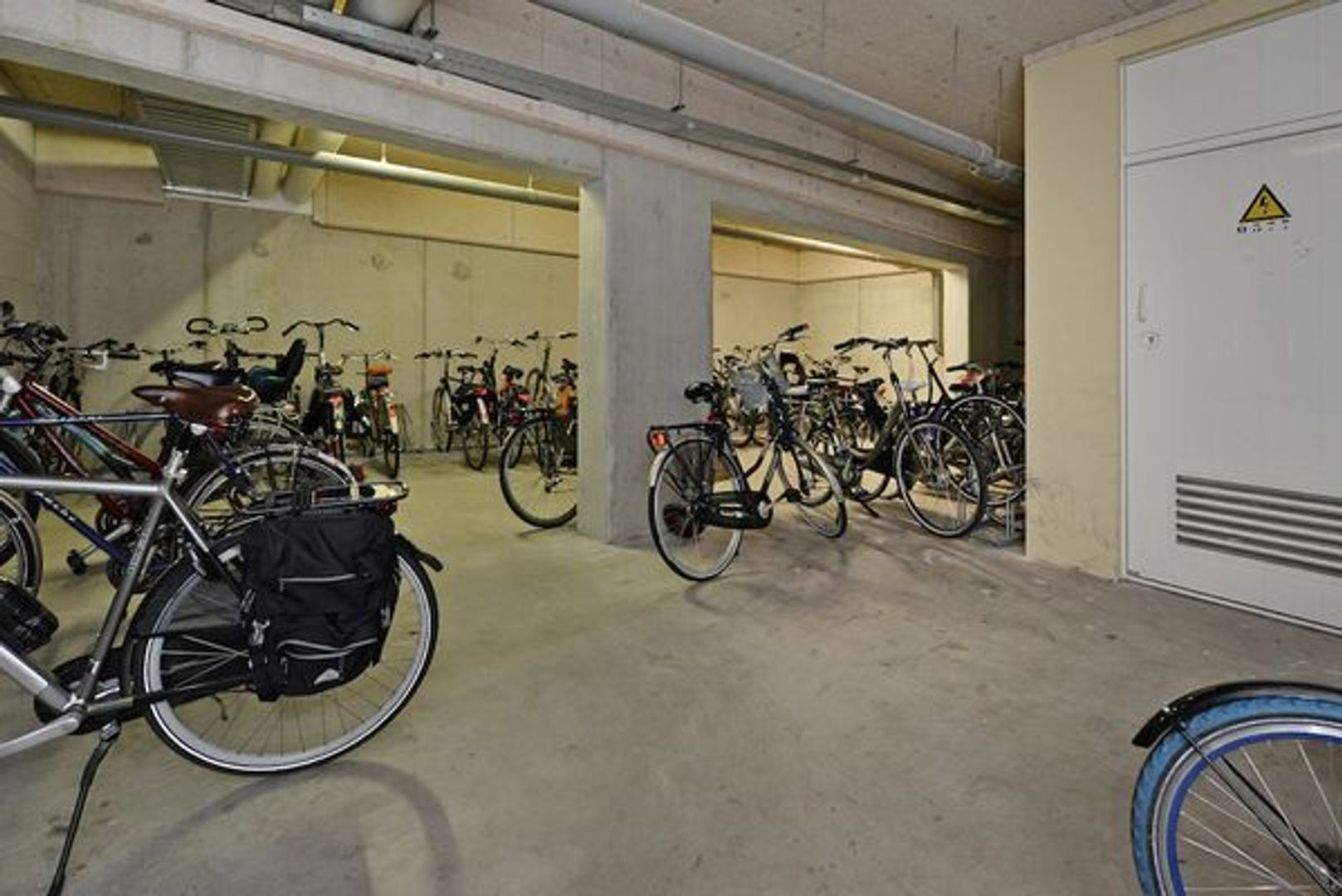 Raam 140, Delft foto-25