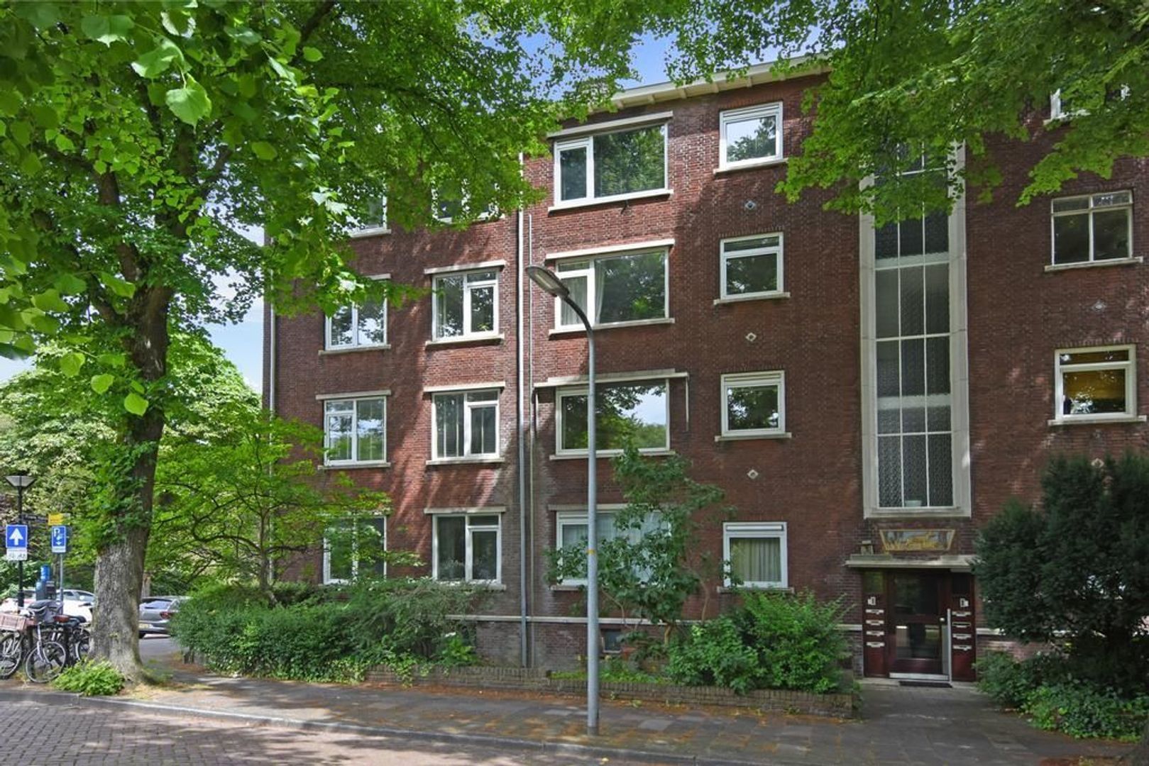 Burgemeester Elsenlaan 99, Rijswijk foto-0