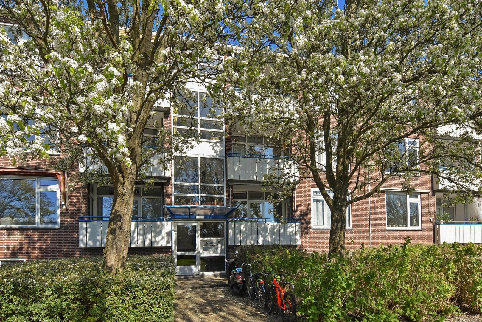 W.H. van Leeuwenlaan 102, Delft foto-0