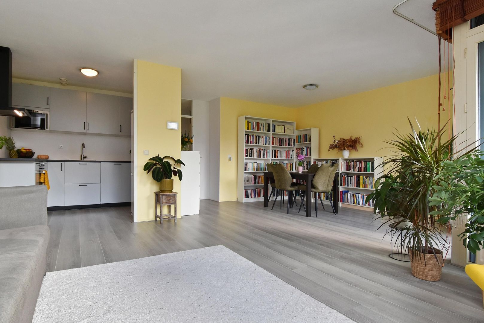 Drogerij 13, Den Hoorn foto-1