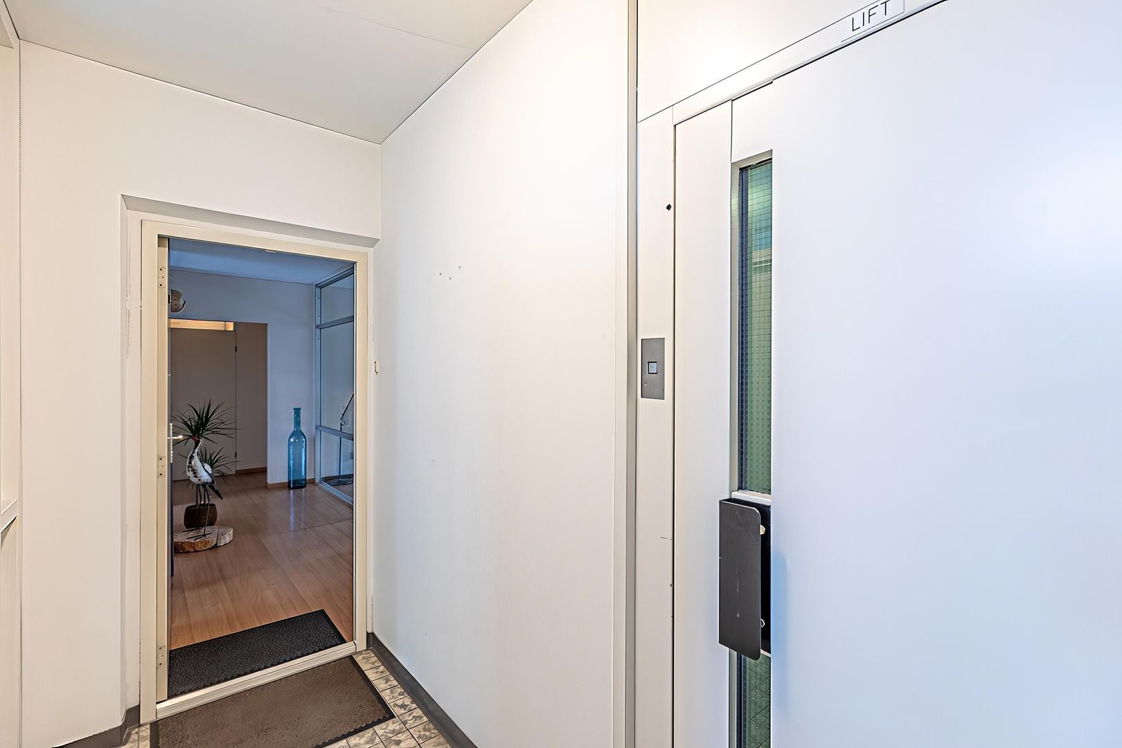 Adama van Scheltemaplein 52, Delft foto-5