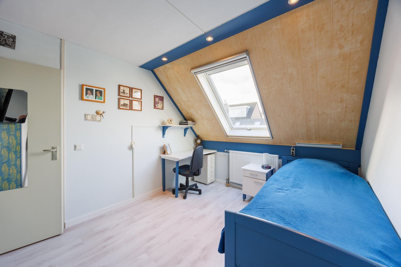 Tripolipad 6, Delft foto-17