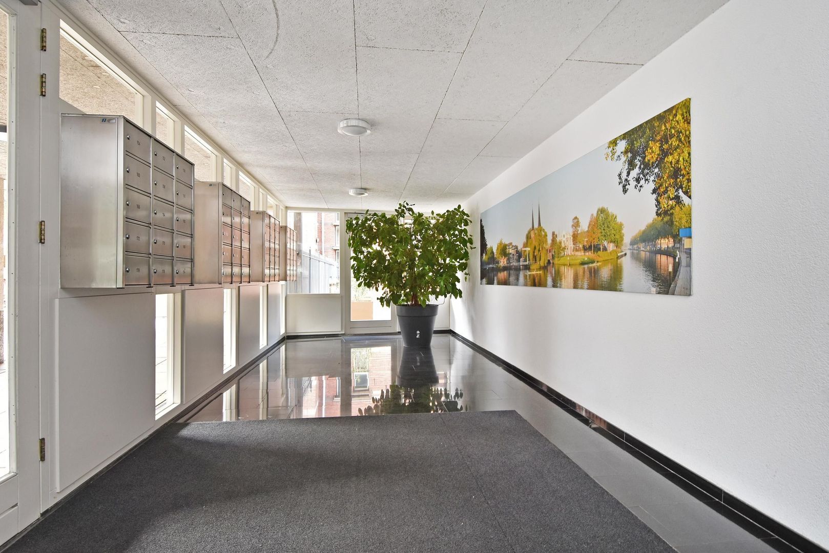 Raam 68, Delft foto-4