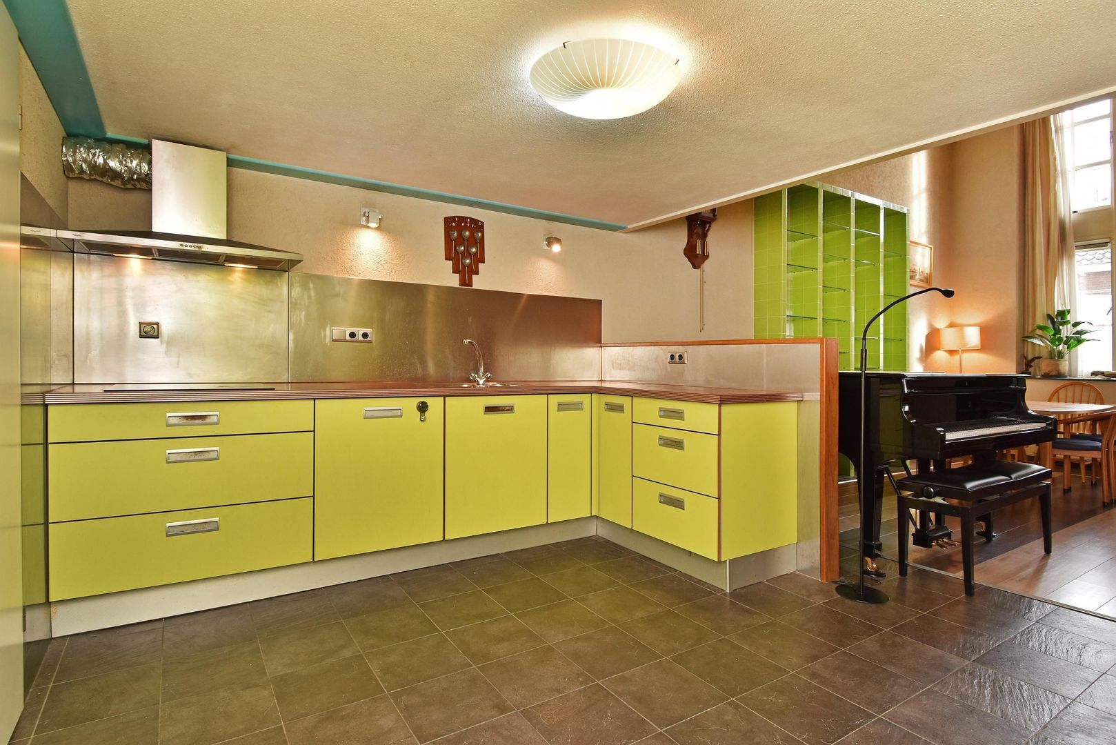 Raam 68, Delft foto-13