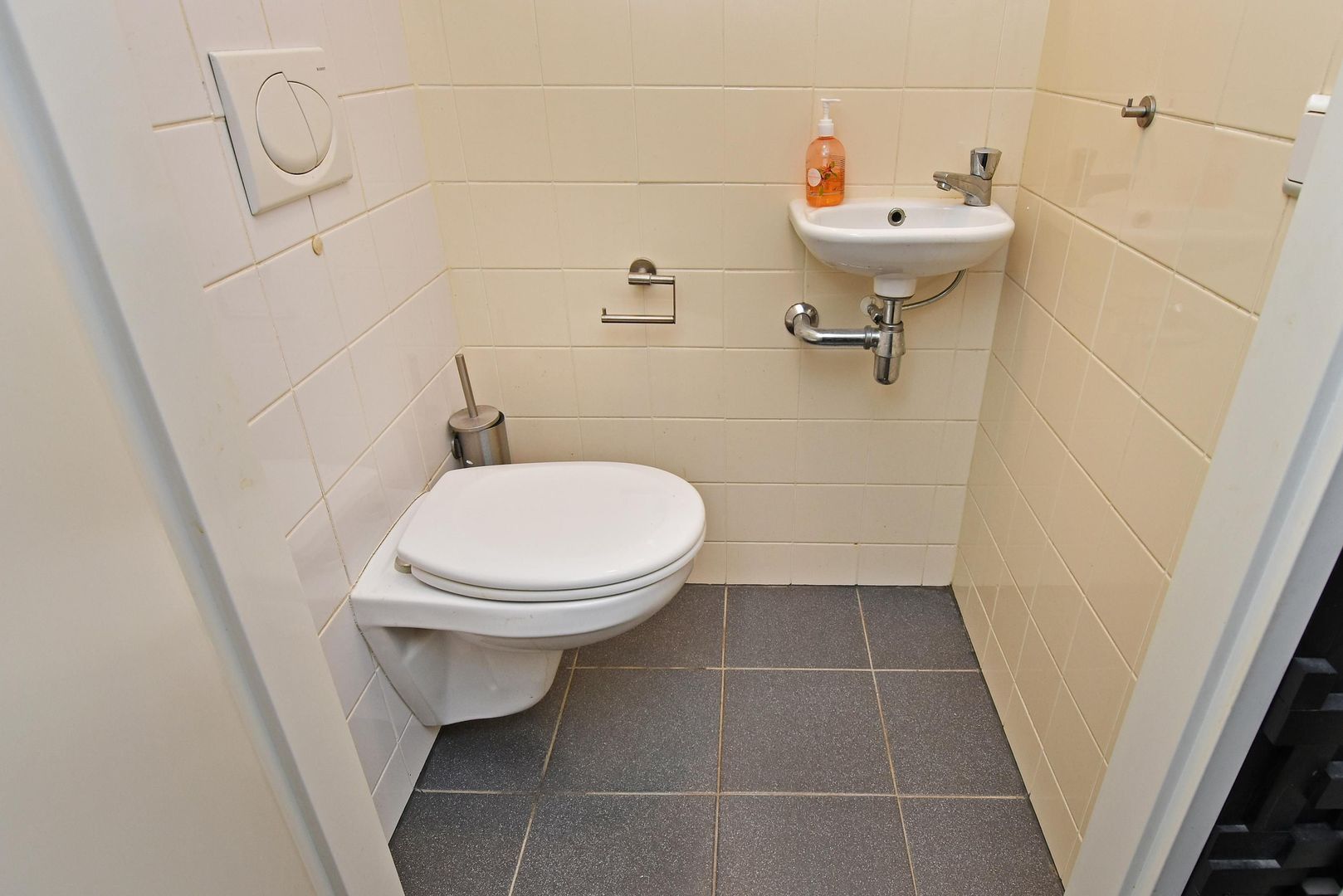 Raam 68, Delft foto-7