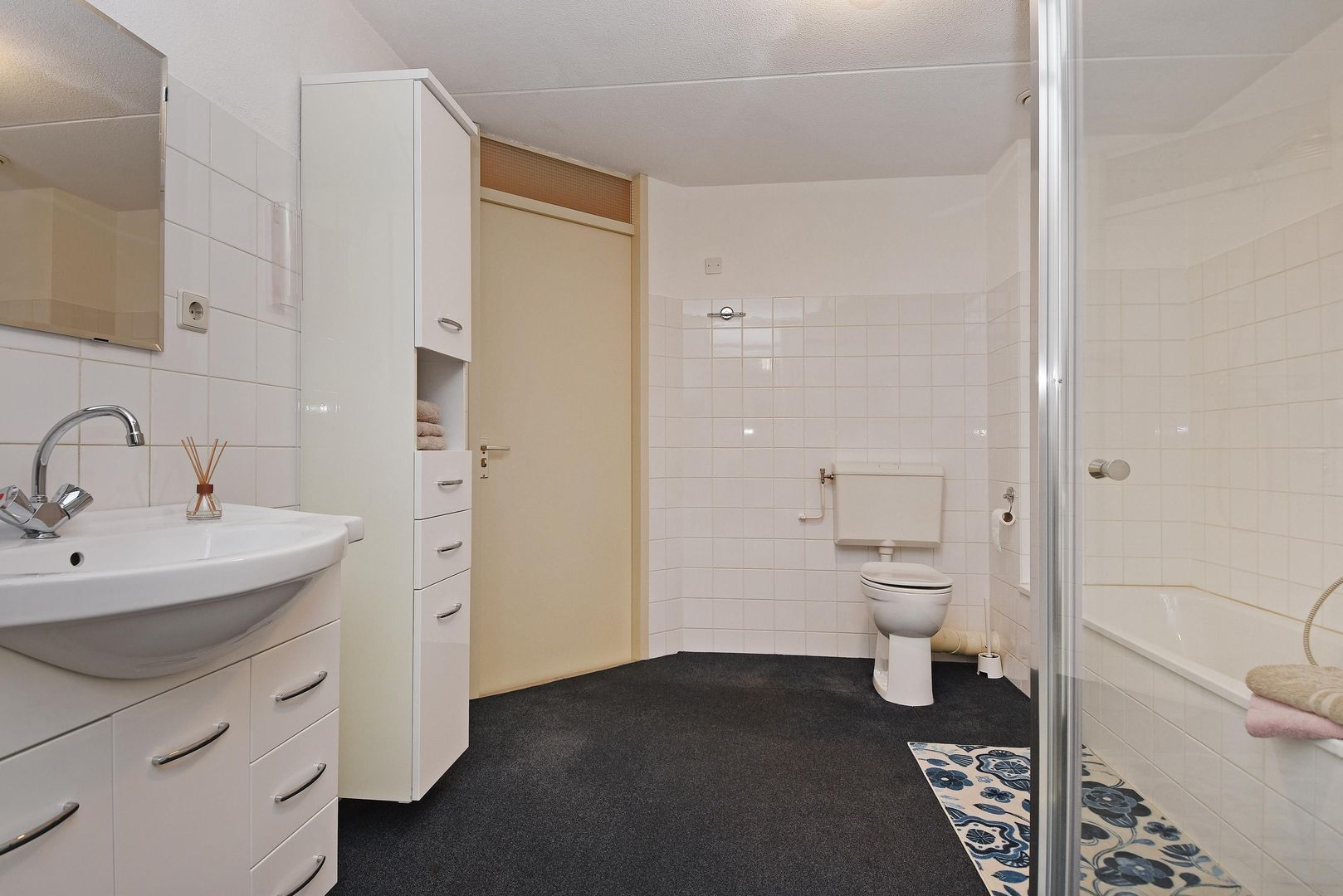 Letland 8, Delft foto-27