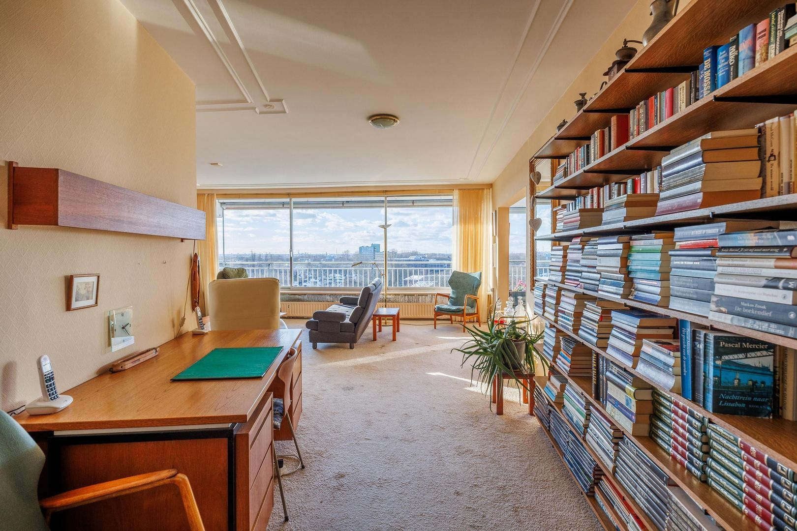 Adama van Scheltemaplein 43, Delft foto-2