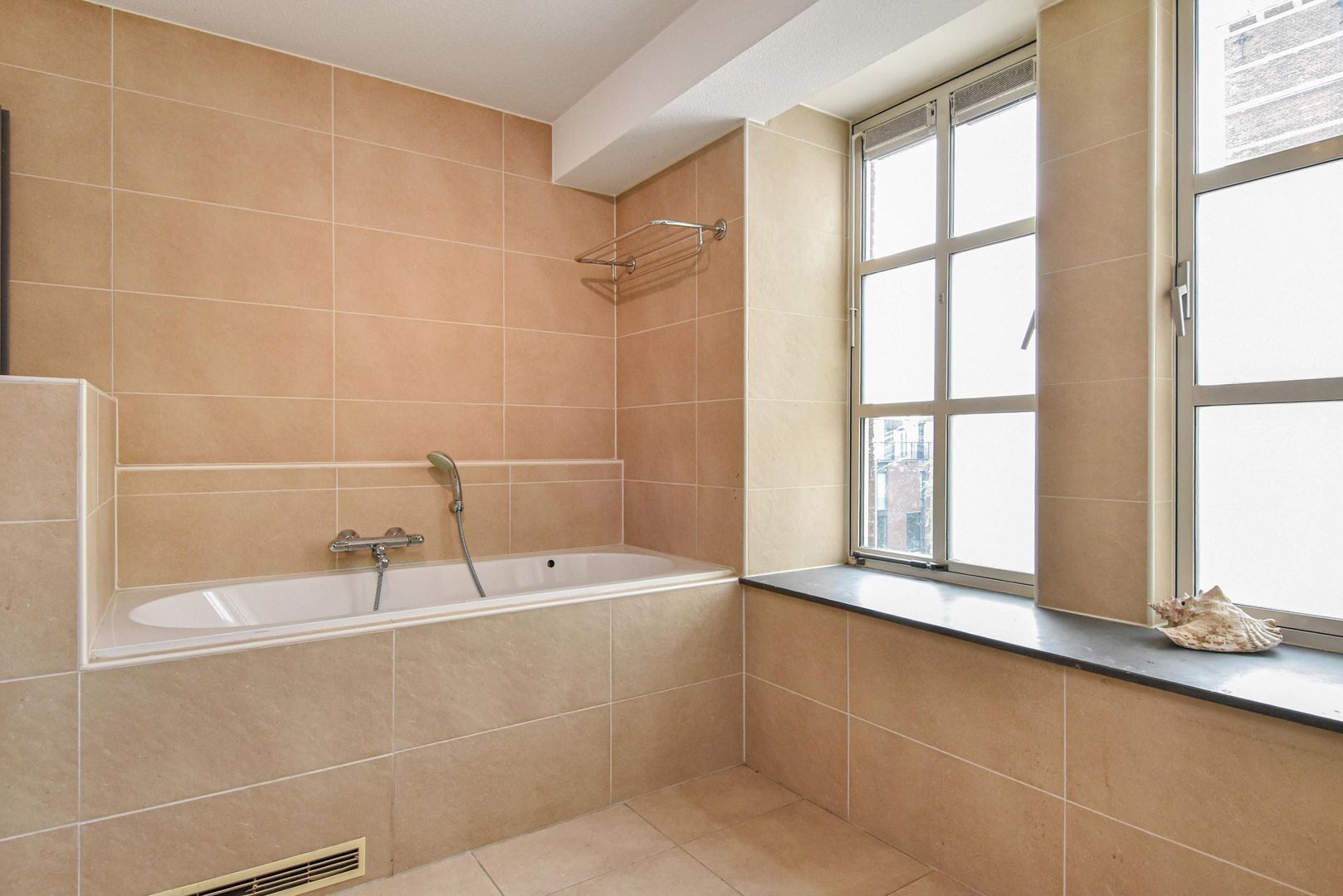 Raam 114, Delft foto-36