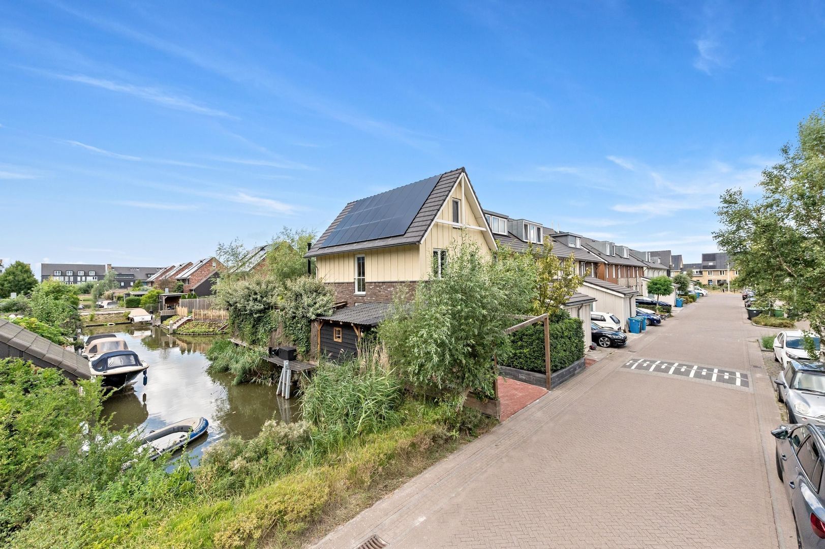 Menagerie 1, Rijswijk foto-0