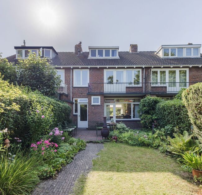 Krimkade 75, Voorschoten foto-1