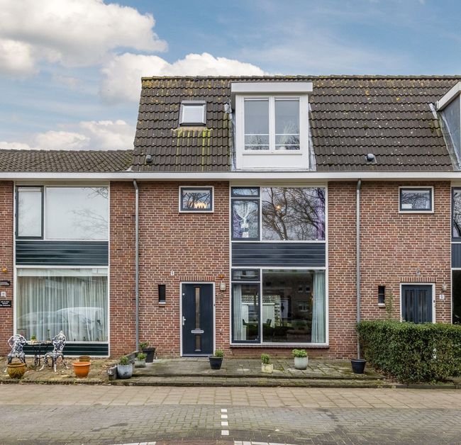 Jan van Goyenplantsoen 10, Voorschoten foto-0