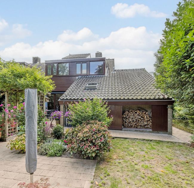 Roucooppark 1, Voorschoten foto-1