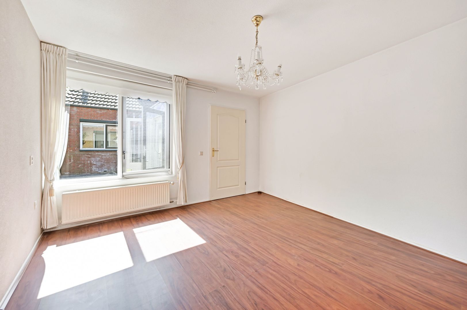 Alexander Adamskistraat 11, Voorschoten foto-18