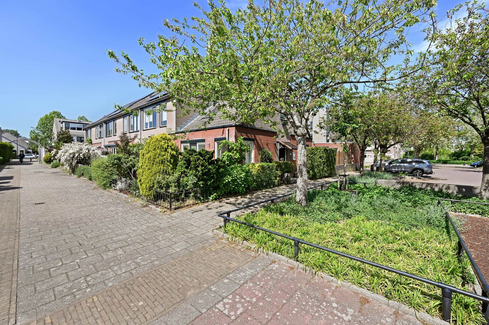 Alexander Adamskistraat 11, Voorschoten foto-32