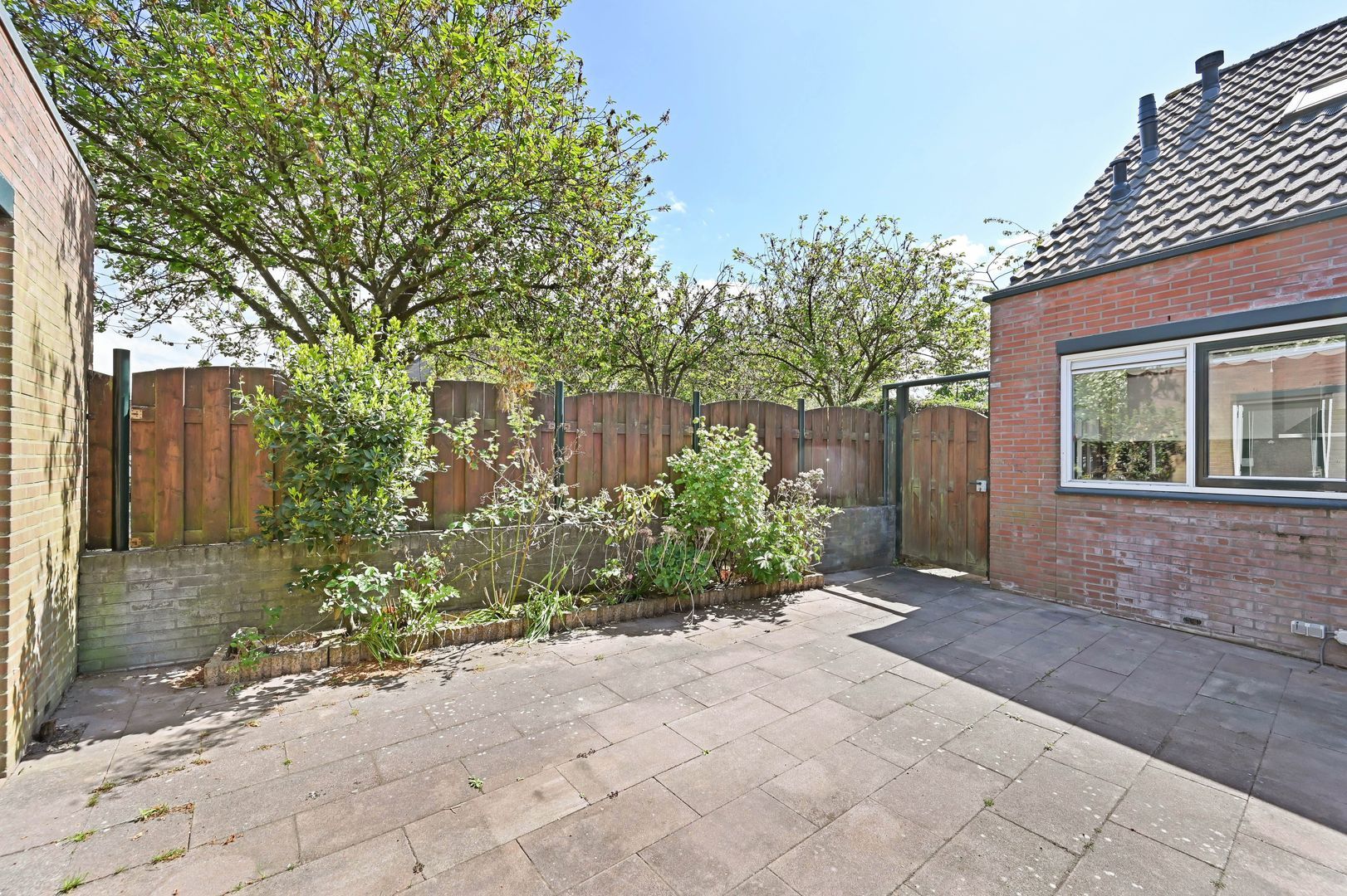 Alexander Adamskistraat 11, Voorschoten foto-13