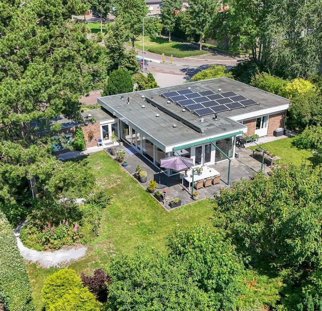Jan van Hooflaan 1, Voorschoten foto-0