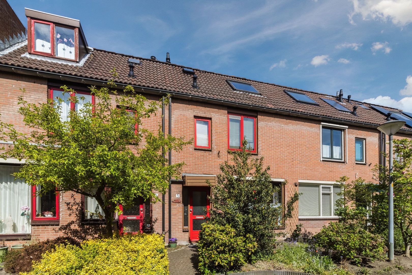 Leeuwerikerf 5, Voorschoten foto-0
