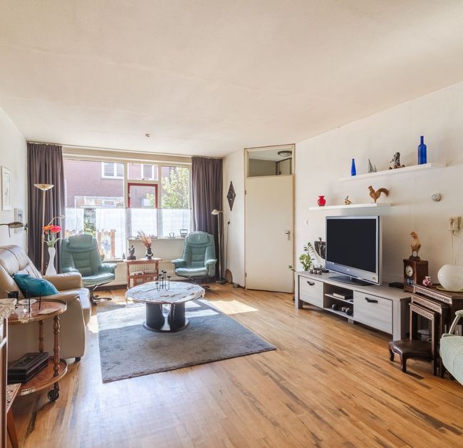 Leeuwerikerf 5, Voorschoten foto-1