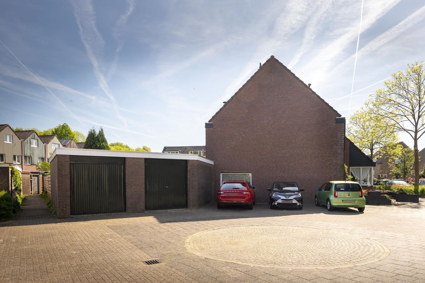 Loevestein 153, Alphen Aan Den Rijn foto-1 blur