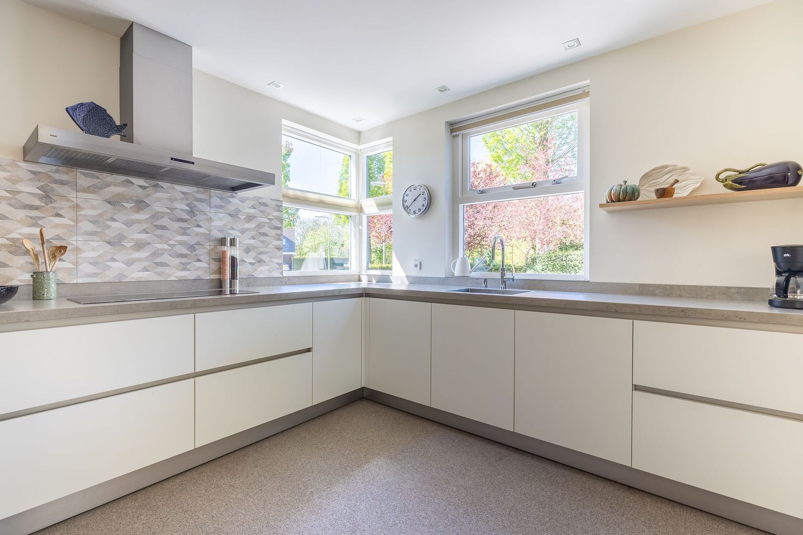 Standaardmolen 1, Alphen Aan Den Rijn foto-10 blur