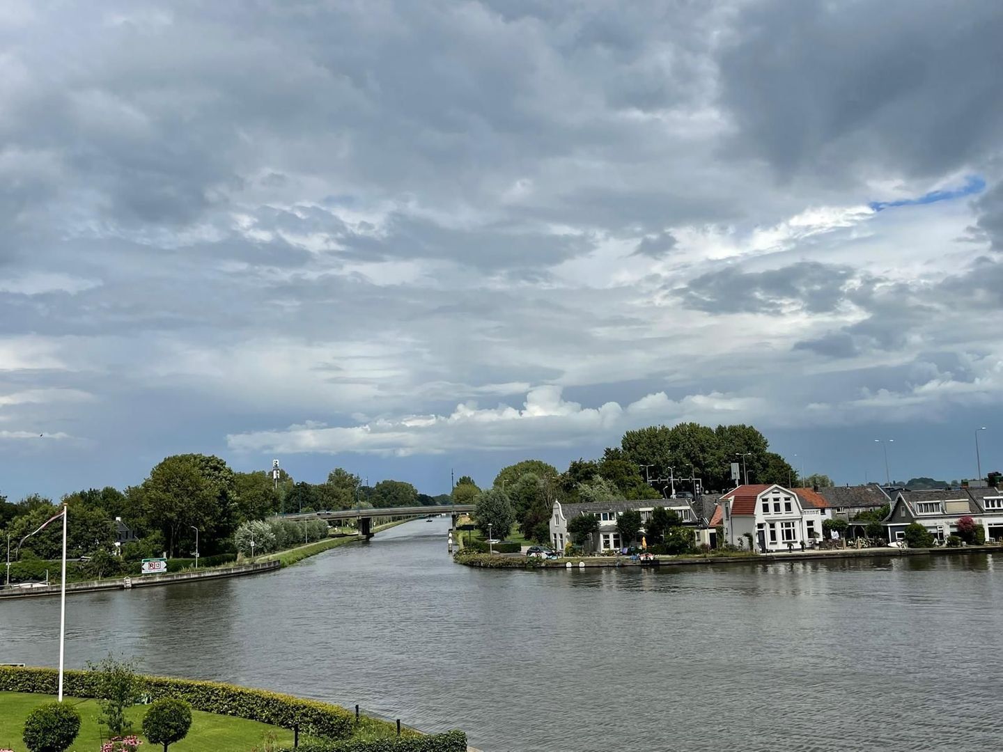 Gouwsluisseweg 5, Alphen Aan Den Rijn foto-56 blur