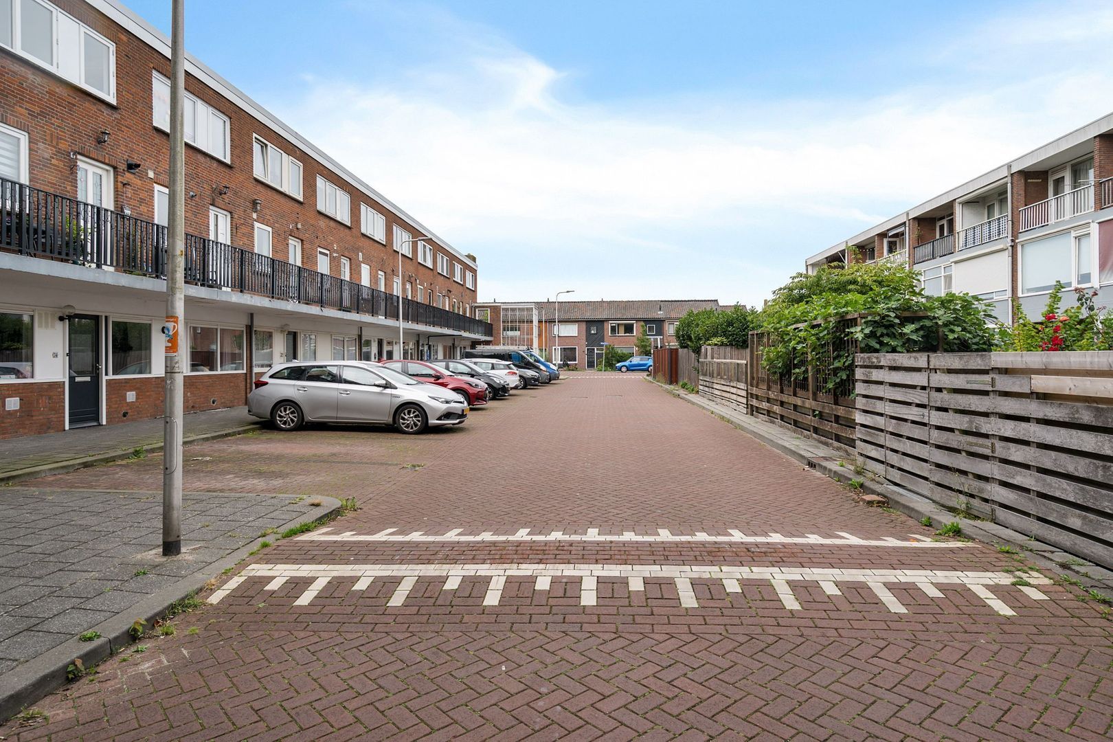 Eksterstraat 32, Alphen Aan Den Rijn foto-19 blur