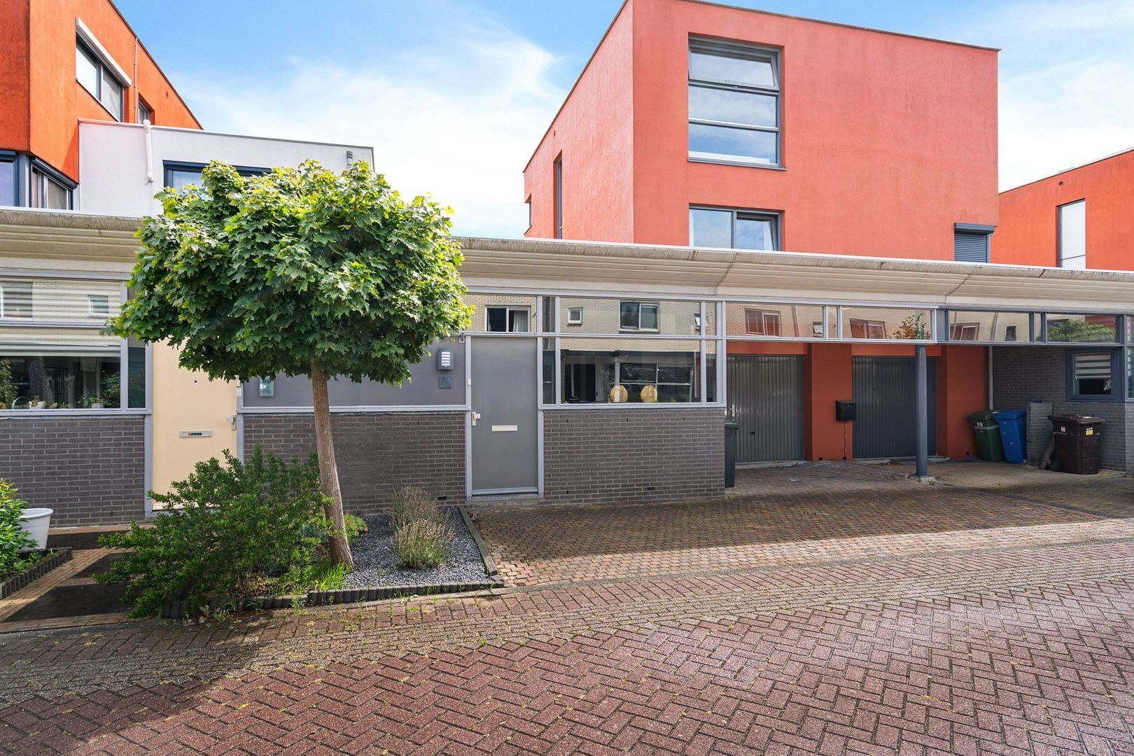 Marezatendreef 78, Alphen Aan Den Rijn foto-0 blur