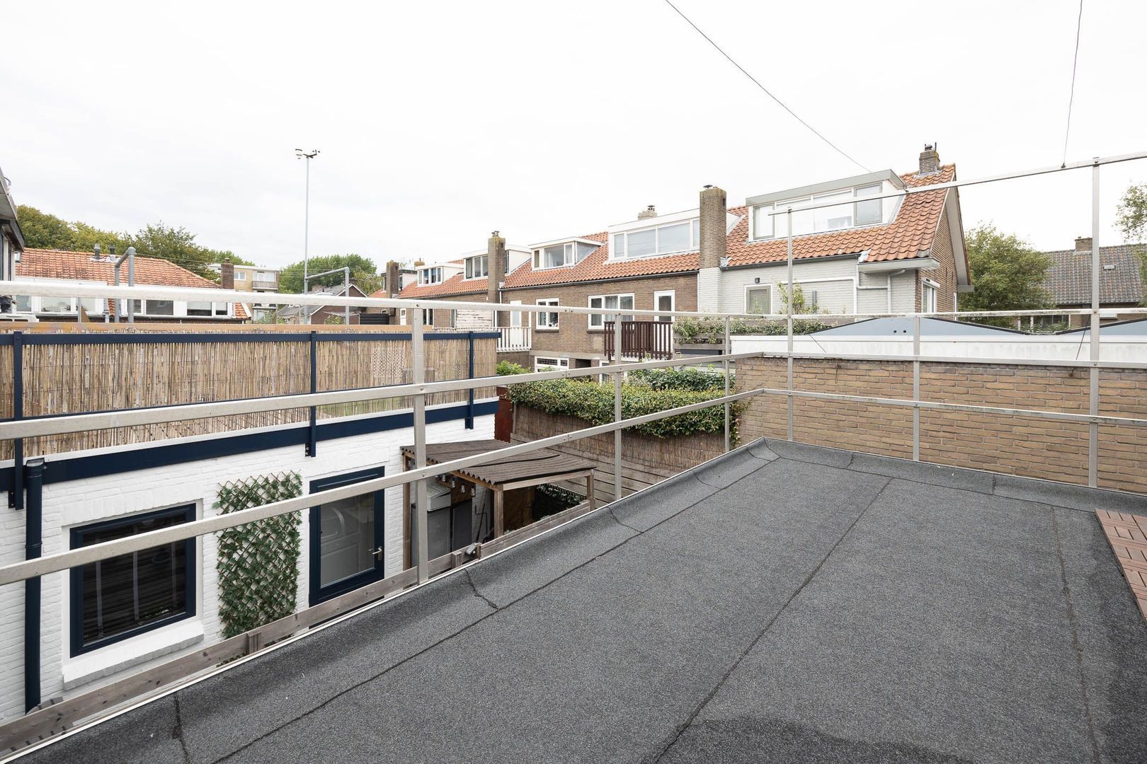 Leliestraat 24, Alphen Aan Den Rijn foto-12 blur