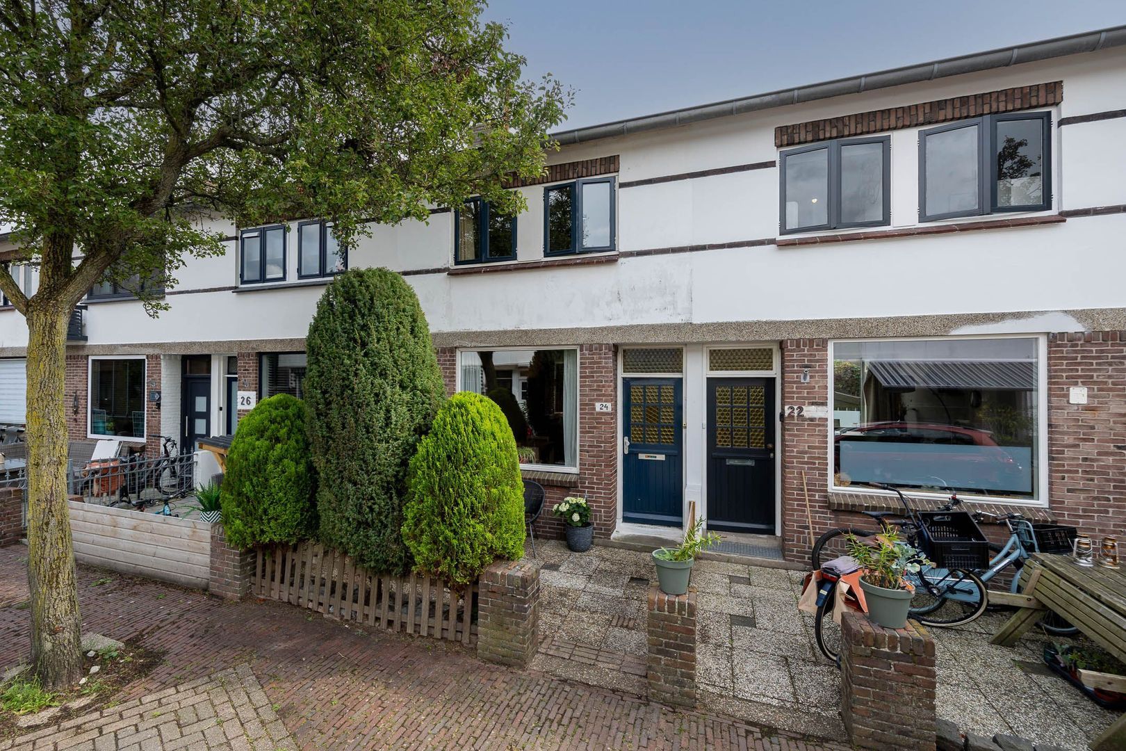 Leliestraat 24, Alphen Aan Den Rijn foto-0 blur