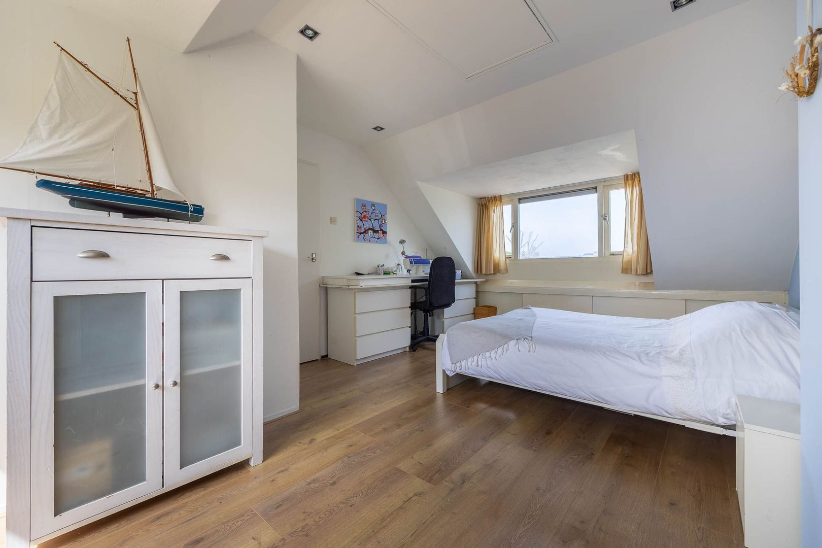 Emmalaan 66, Woubrugge foto-18 blur