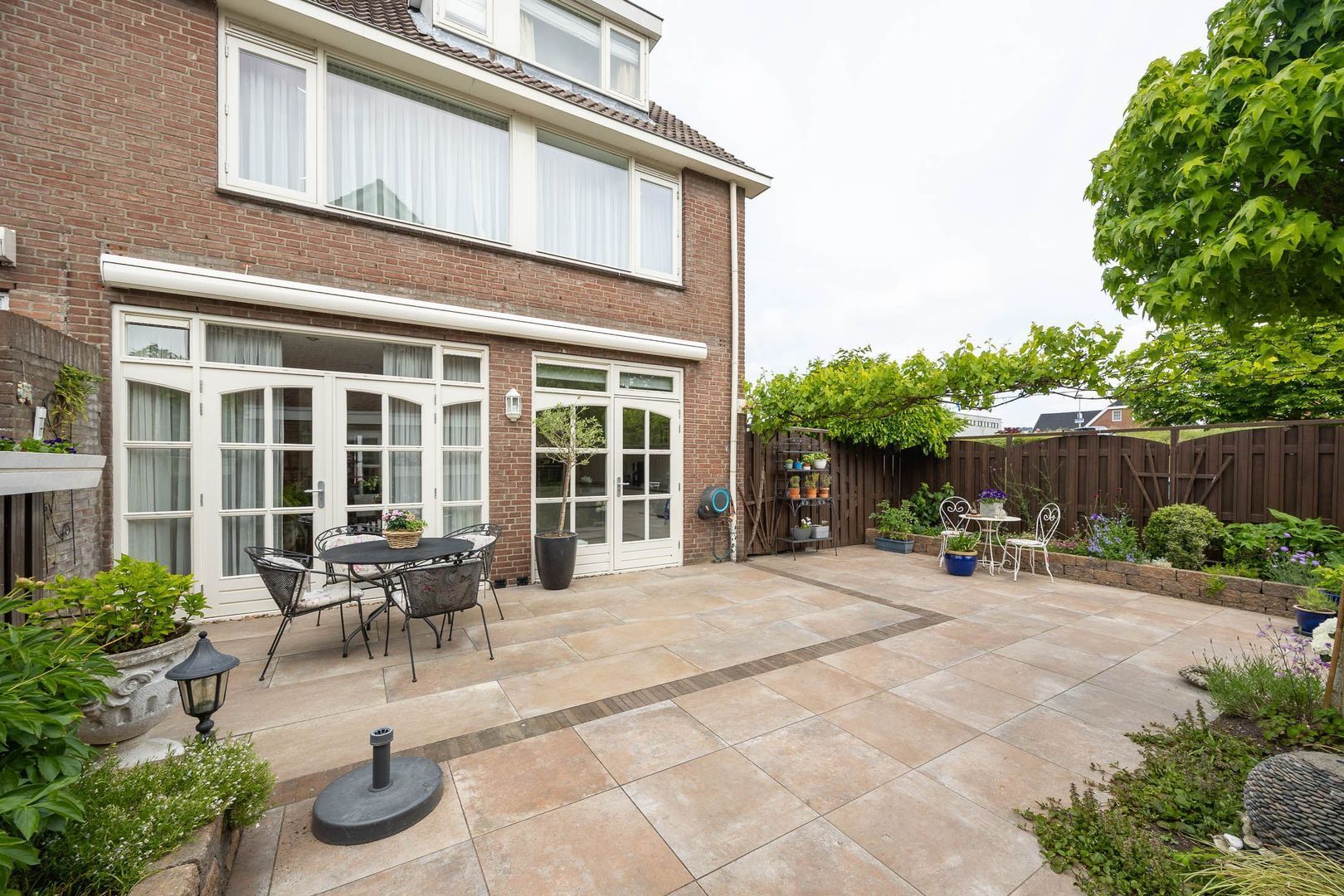 Emmalaan 66, Woubrugge foto-22 blur