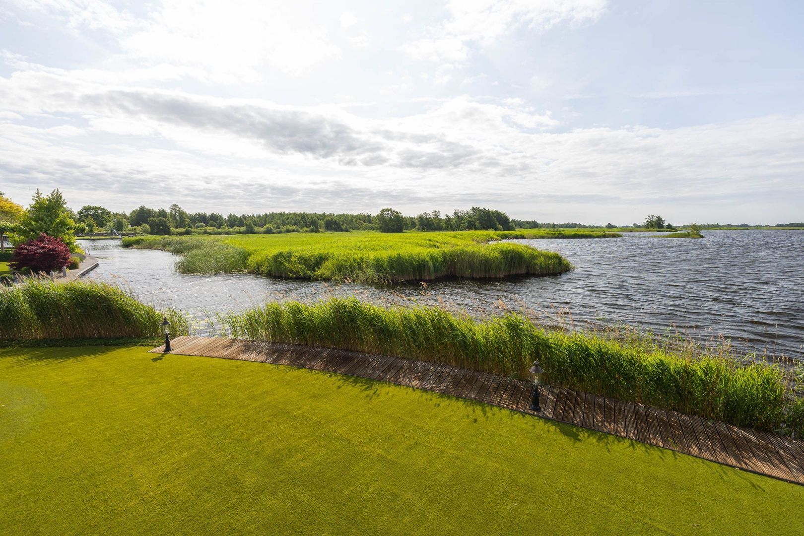 Simon van Capelweg 12, Noorden foto-2 blur