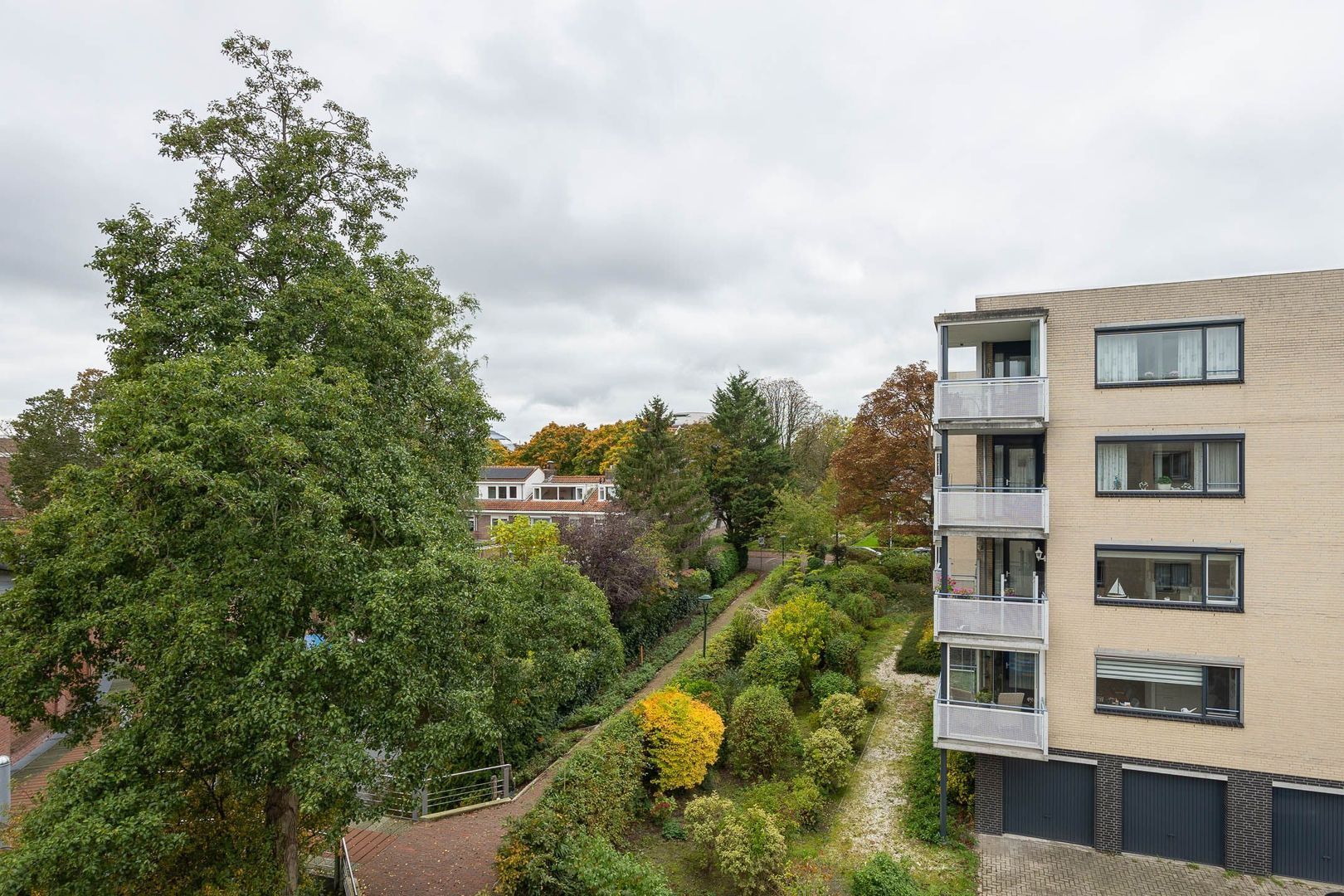 Samsomlaan 46, Alphen Aan Den Rijn foto-15 blur