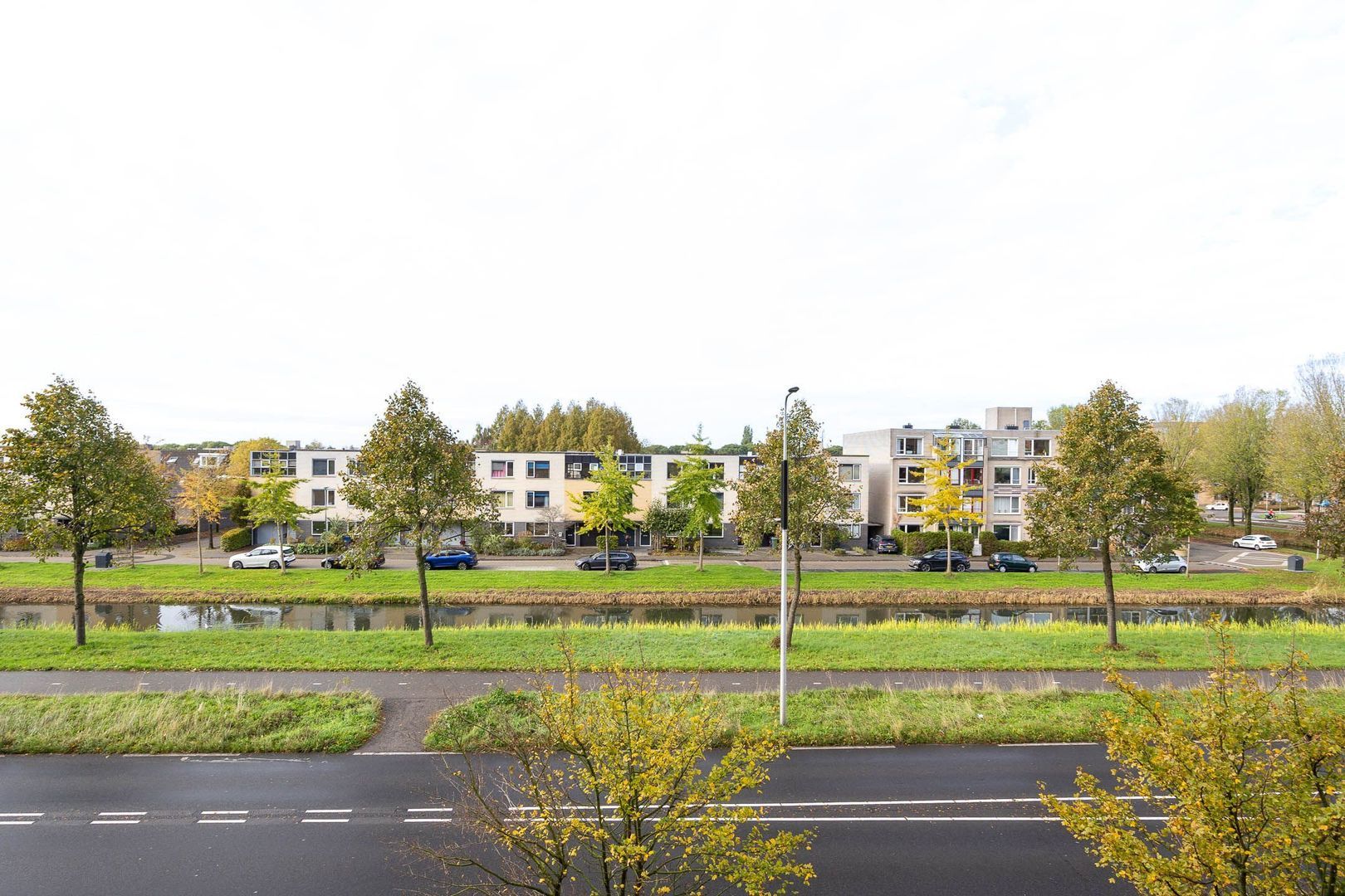 Aziëlaan 113, Alphen Aan Den Rijn foto-13 blur