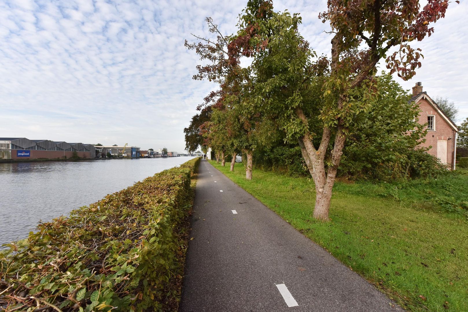 Gnephoek 15, Alphen Aan Den Rijn foto-34 blur