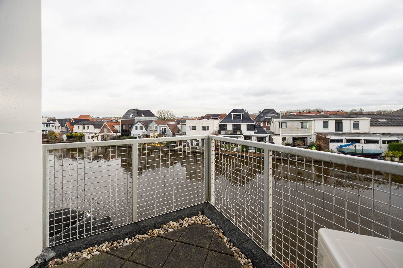 Bestevaer 18, Alphen Aan Den Rijn foto-26 blur