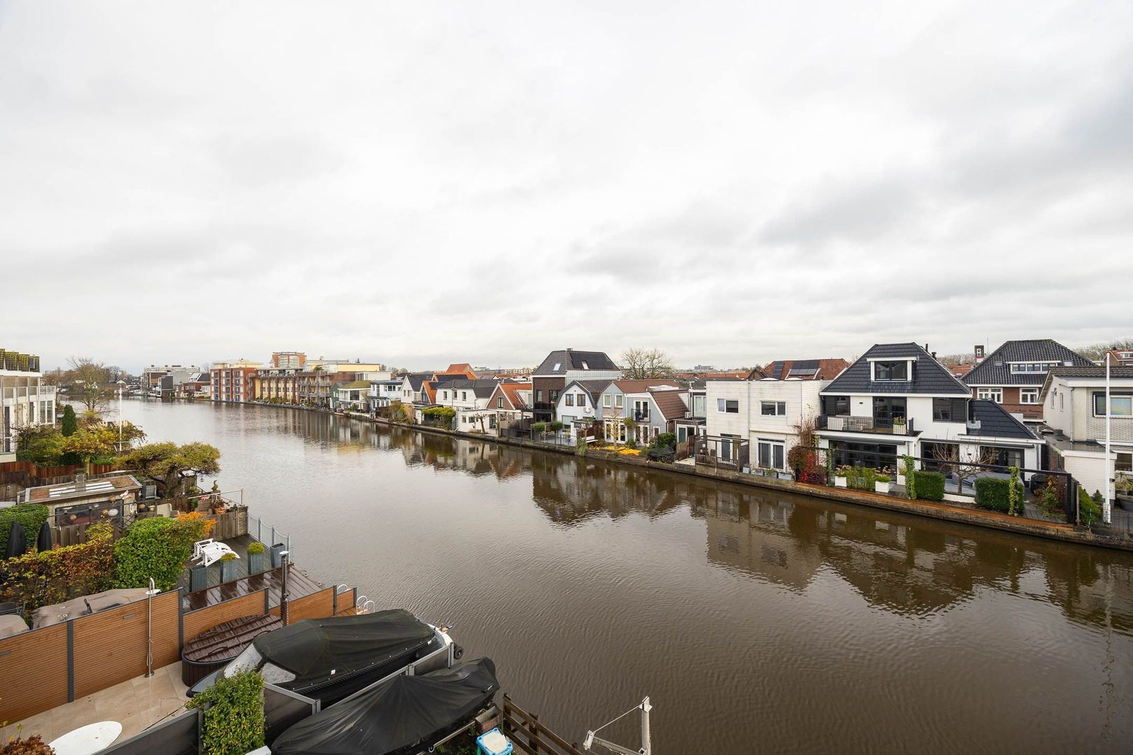 Bestevaer 18, Alphen Aan Den Rijn foto-28 blur