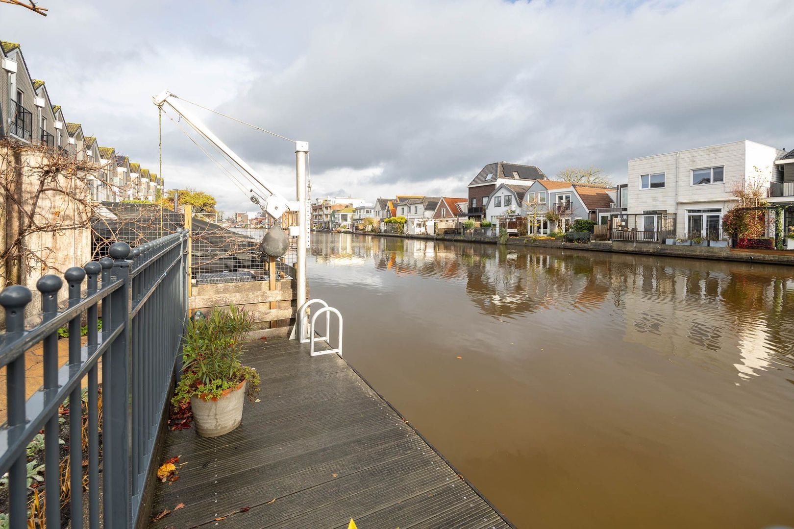 Bestevaer 18, Alphen Aan Den Rijn foto-34 blur