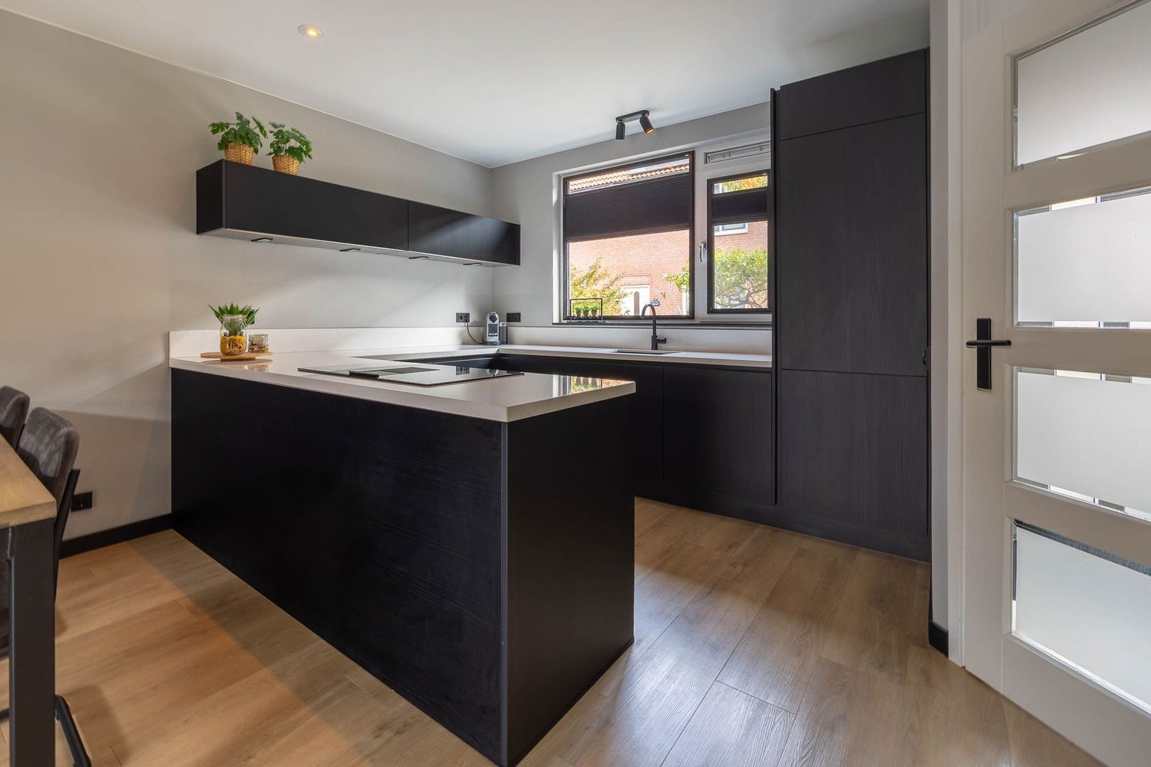 Zadelmaker 28, Alphen Aan Den Rijn foto-8 blur