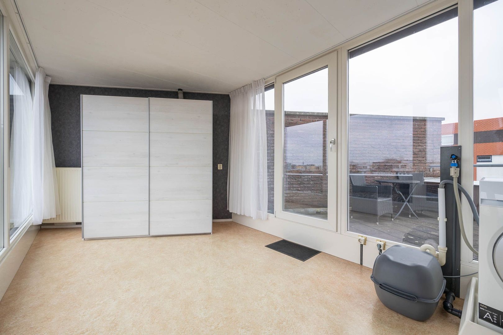 Polderpeil 93, Alphen Aan Den Rijn foto-17 blur