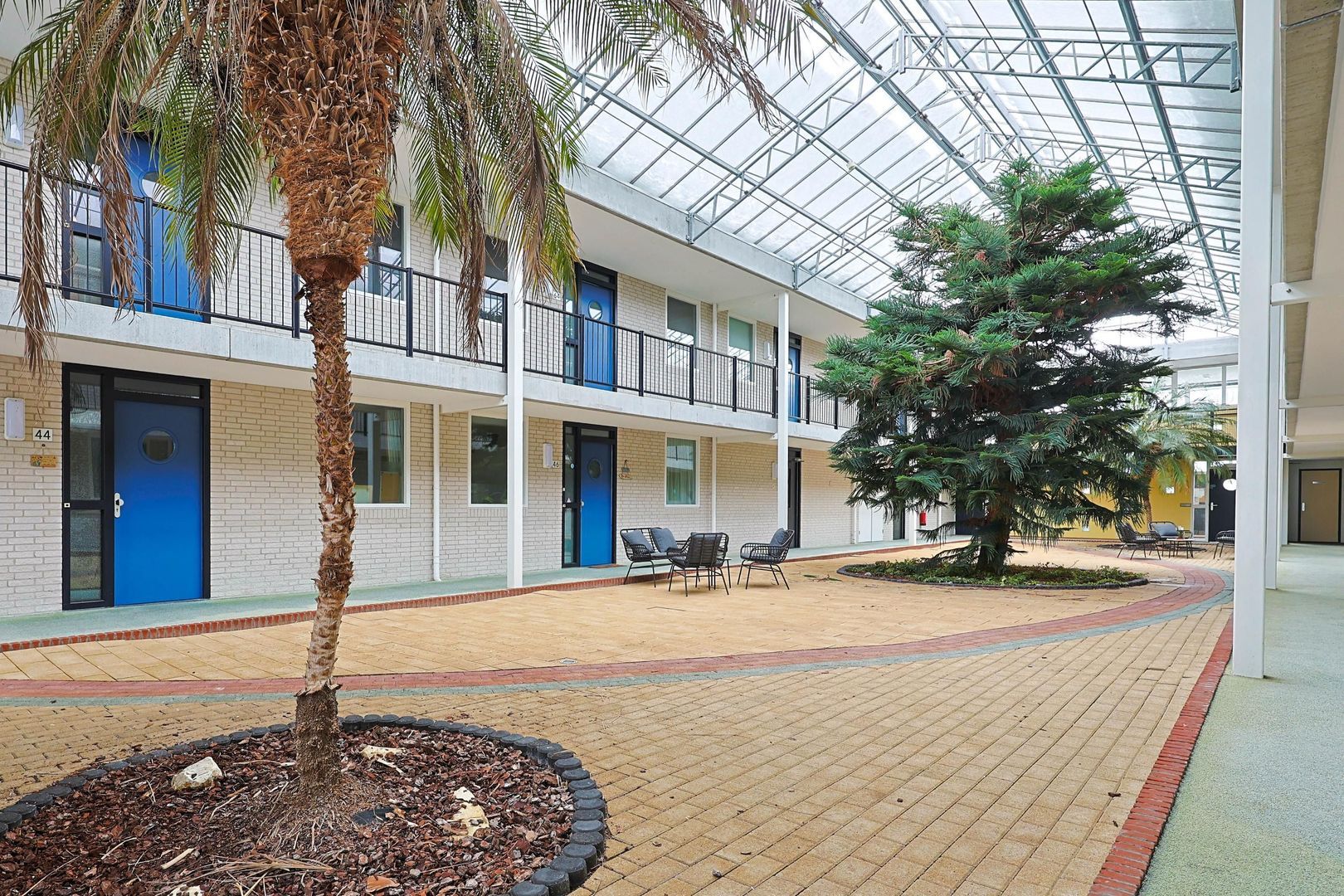 P. van Schravendijkstraat 40, Ter Aar foto-1 blur